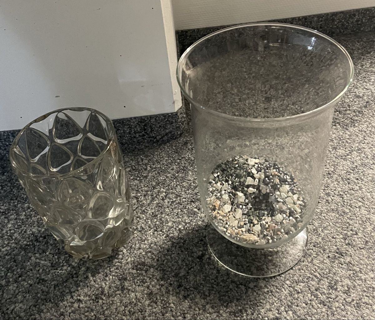 Gläser: Glasvasen Set 2 Stk. Glas klar Glas mit Steinen. – Gebraucht aus Au ZH von Jaggy4