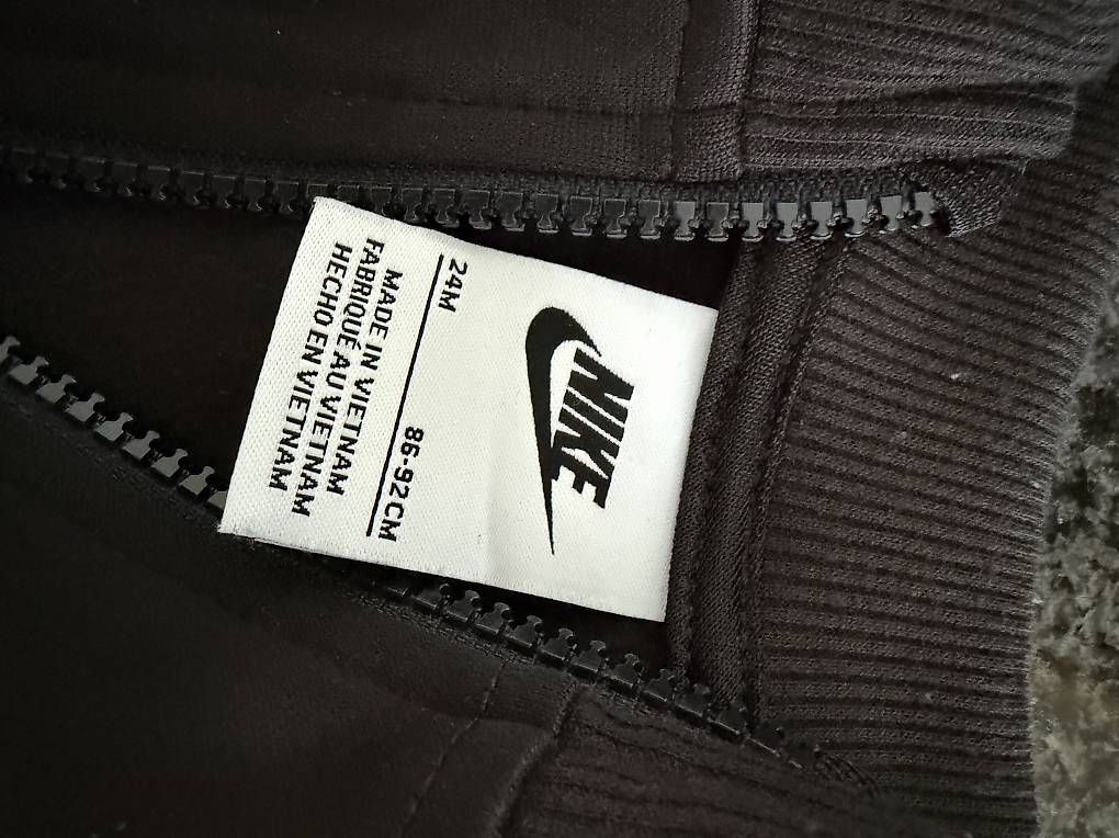 Lotti & Set di vestiti: Nike Trainer Grösse 86-92 – Nuovo e nell'imballaggio originale da Wil SG venduto da arj_8hhq 2