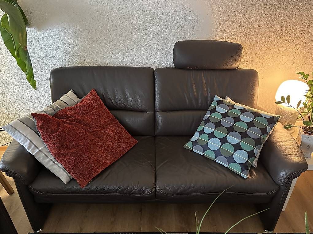 Divani: Ledersofa Braun 2er und 3er – Usato da Wauwil venduto da mimo85 1