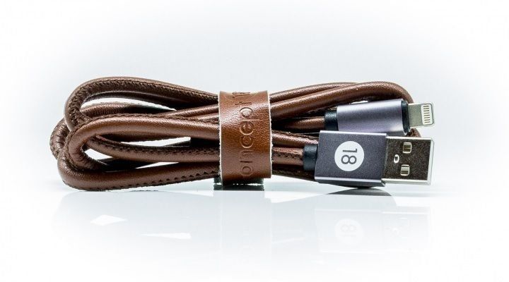Kabel: Concept 18 - Ladekabel dunkelbraun – Neu (gemäss Beschreibung) aus Bassersdorf von maga1g