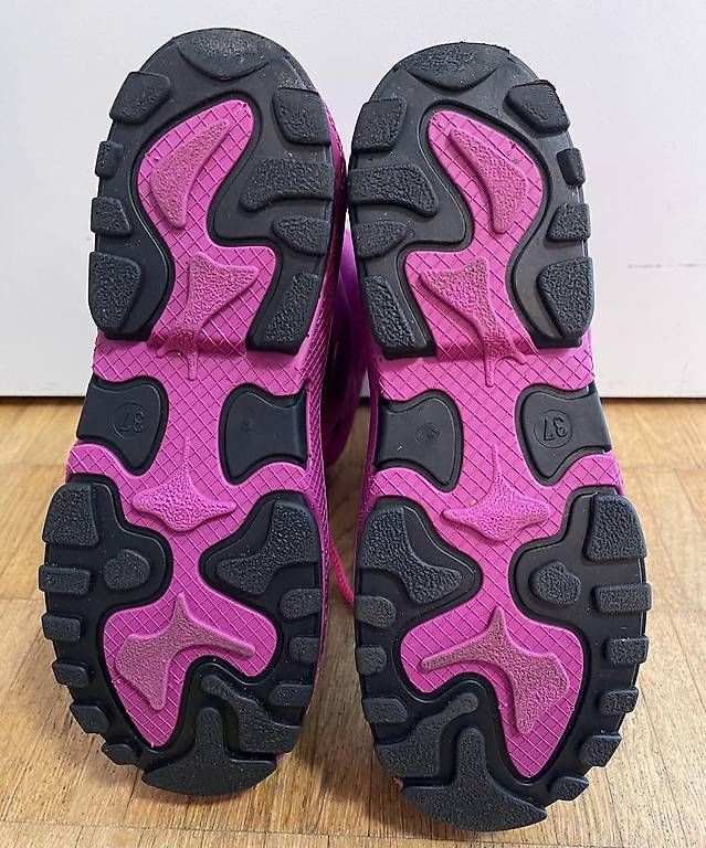 Schuhe für Mädchen: Winterstiefel Grösse 37 – Gebraucht aus Zürich von giovannisp 3