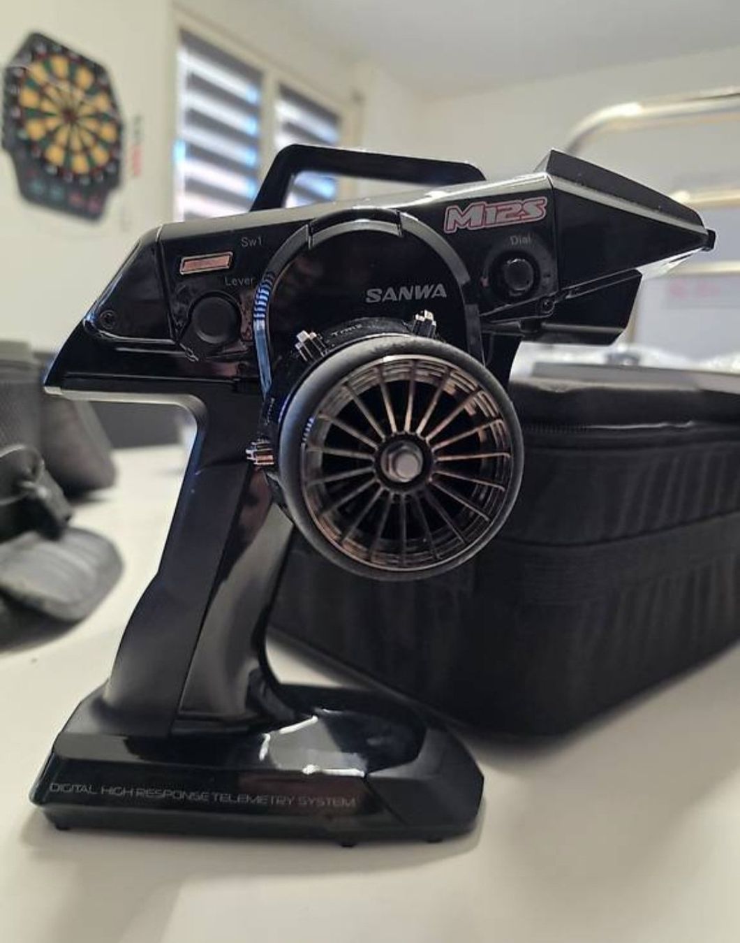 Modellismo RC: Télécommande Sanwa M12S – Usato da Chavornay venduto da BuchsT