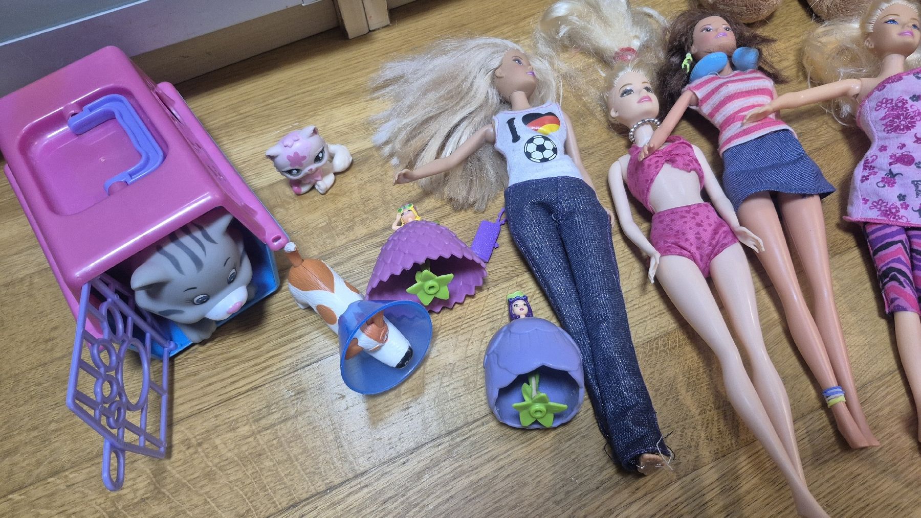 Giocattoli: Diverse Puppen und Stofftier – Usato da Oberglatt ZH venduto da Toni32 3