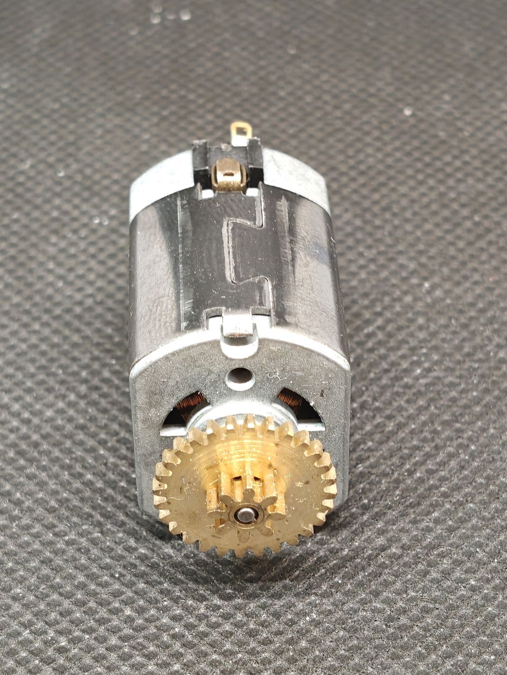 Carrera Piste: Carrera Rennbahn Motor – Nuovo (secondo la descrizione) da Wangen an der Aare venduto da RetroKontor 2