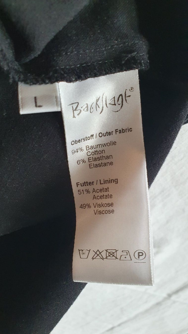 Vestiti: Kleid schwarz, ärmellos – Usato da Brüttisellen venduto da Kluba 6