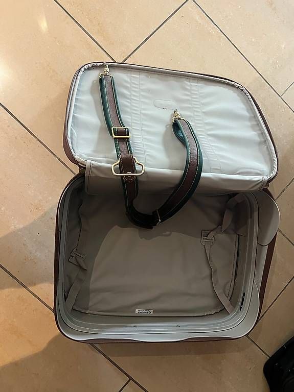 Valigie: Valigia Samsonite NUOVA - Riduzione prezzo – Usato da Lugano venduto da bil_v6vv 2
