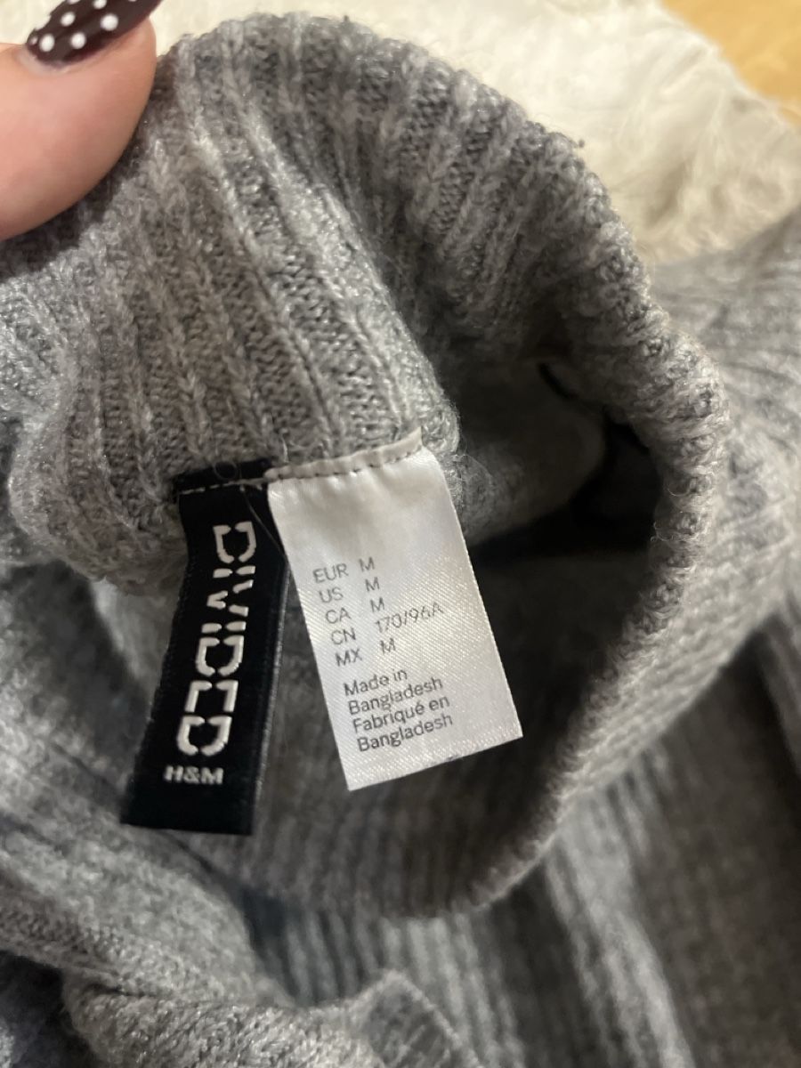H&M Pulls & Sweat-shirts: Pull gris H&M – D'occasion à Le Locle par Mayd_h 1