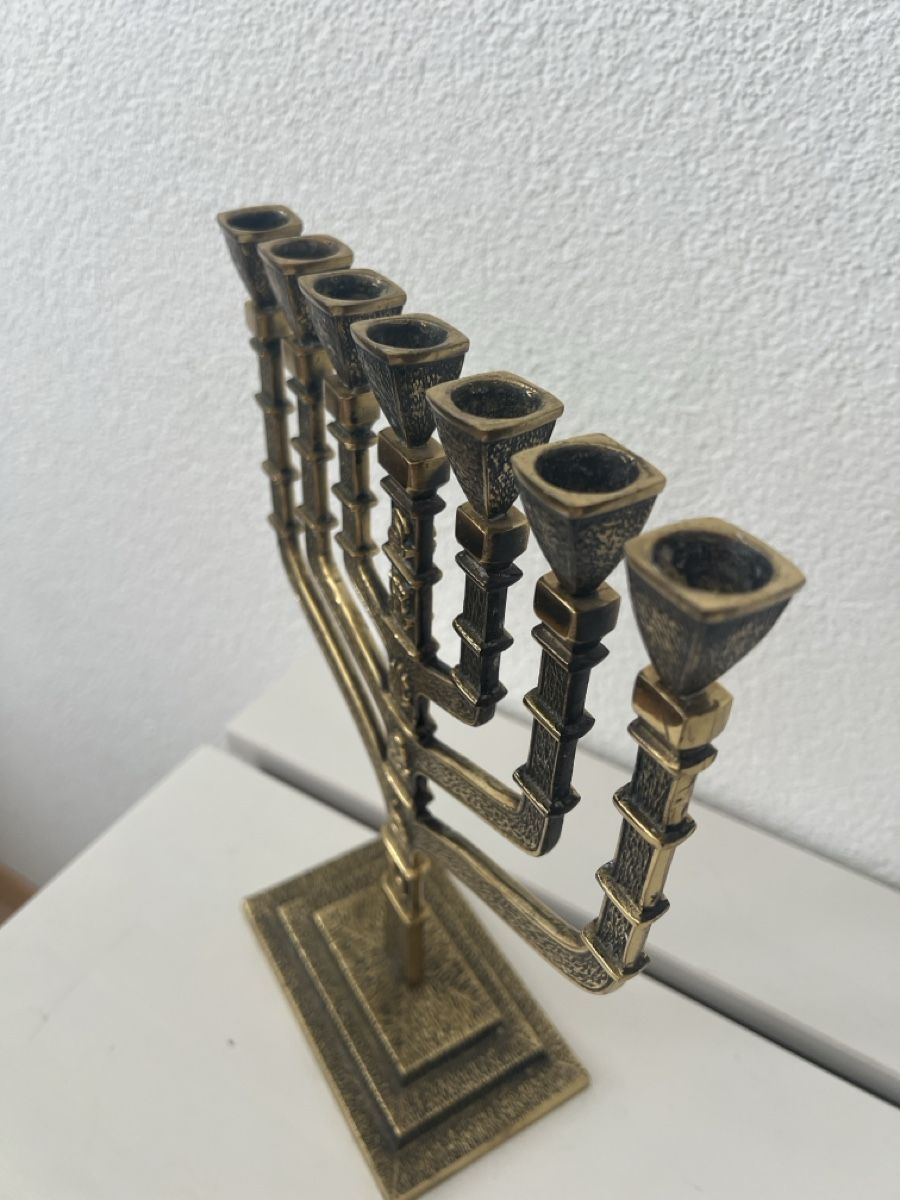 Bougeoirs: Menora Messing 7-armig verzierte Basis – D'occasion à Gossau SG par Olivera11 5