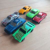 Spielzeugautos, verschiedene Modelle