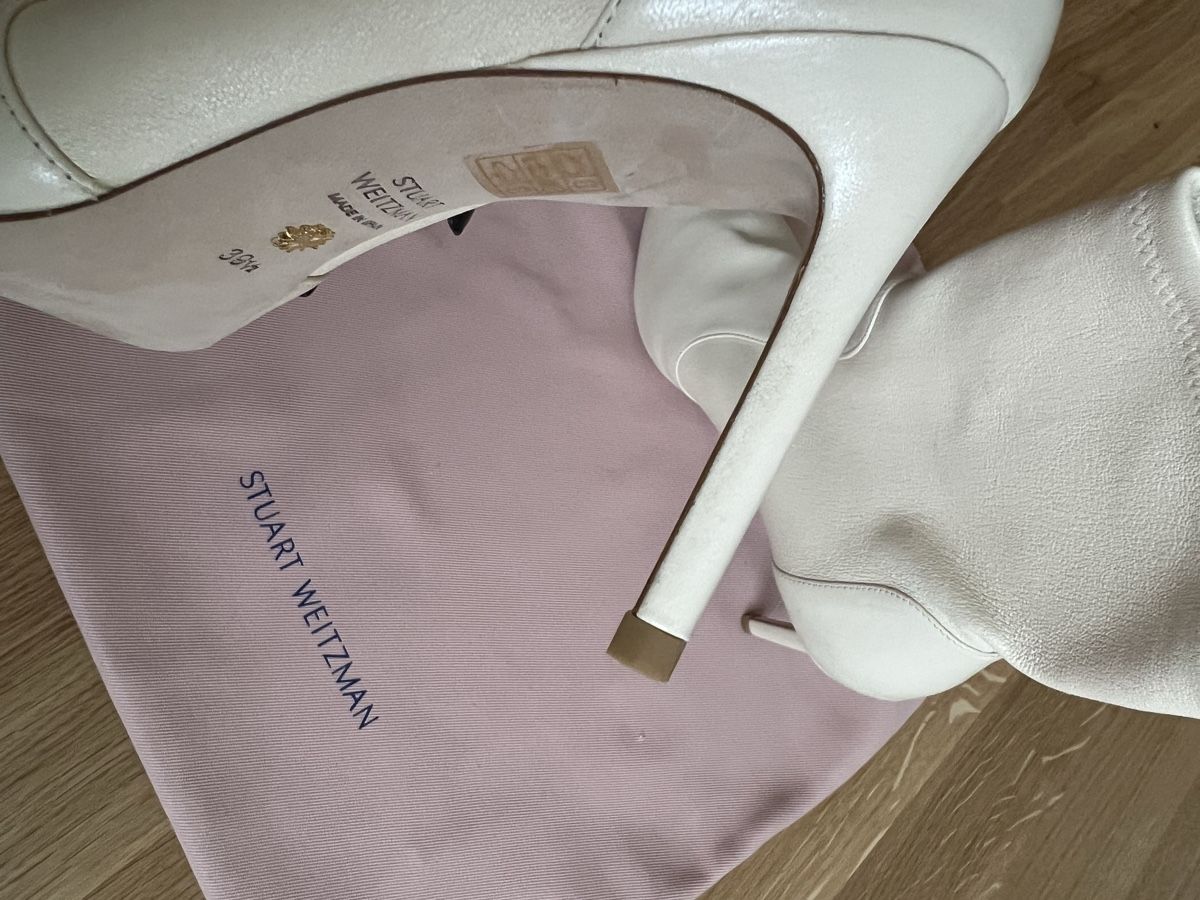 Hufschuhe: Stuart Weitzman Boots Cream Leather size 39.5 Used – Neu und originalverpackt aus Les Acacias von yul_bhw8 3