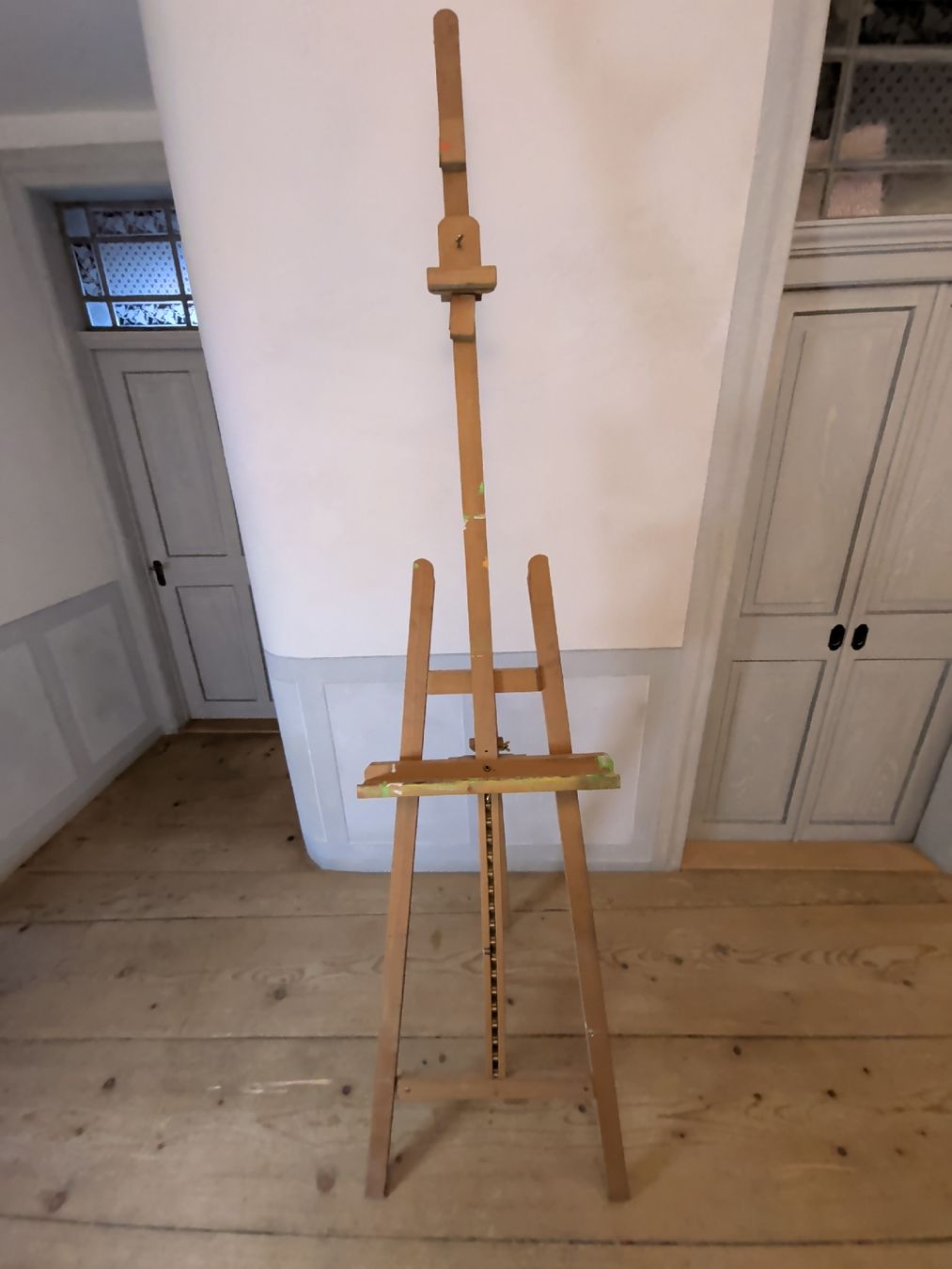 Cavalletti: Staffelei Holz verstellbar – Usato da Dietfurt venduto da Subforce1853 2
