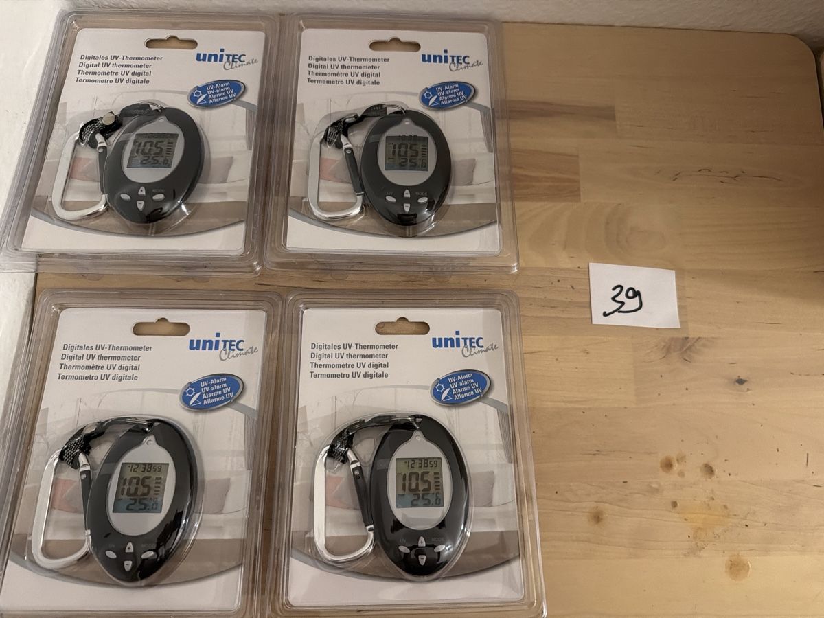 Sonstiges für Haushalt & Wohnen: Digitales UV-Thermometer 4stk 39 – Neu und originalverpackt aus Kloten von sze_wb99