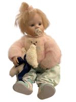 Künstlerpuppe Baby aus Porzellan,  40 cm gross