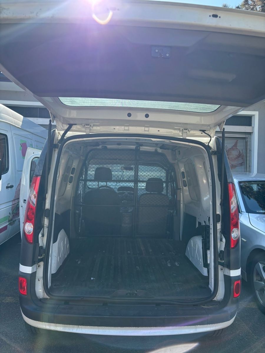 Renault Automobili: Renault Kangoo – Usato da Dübendorf venduto da tay_jcn7 3