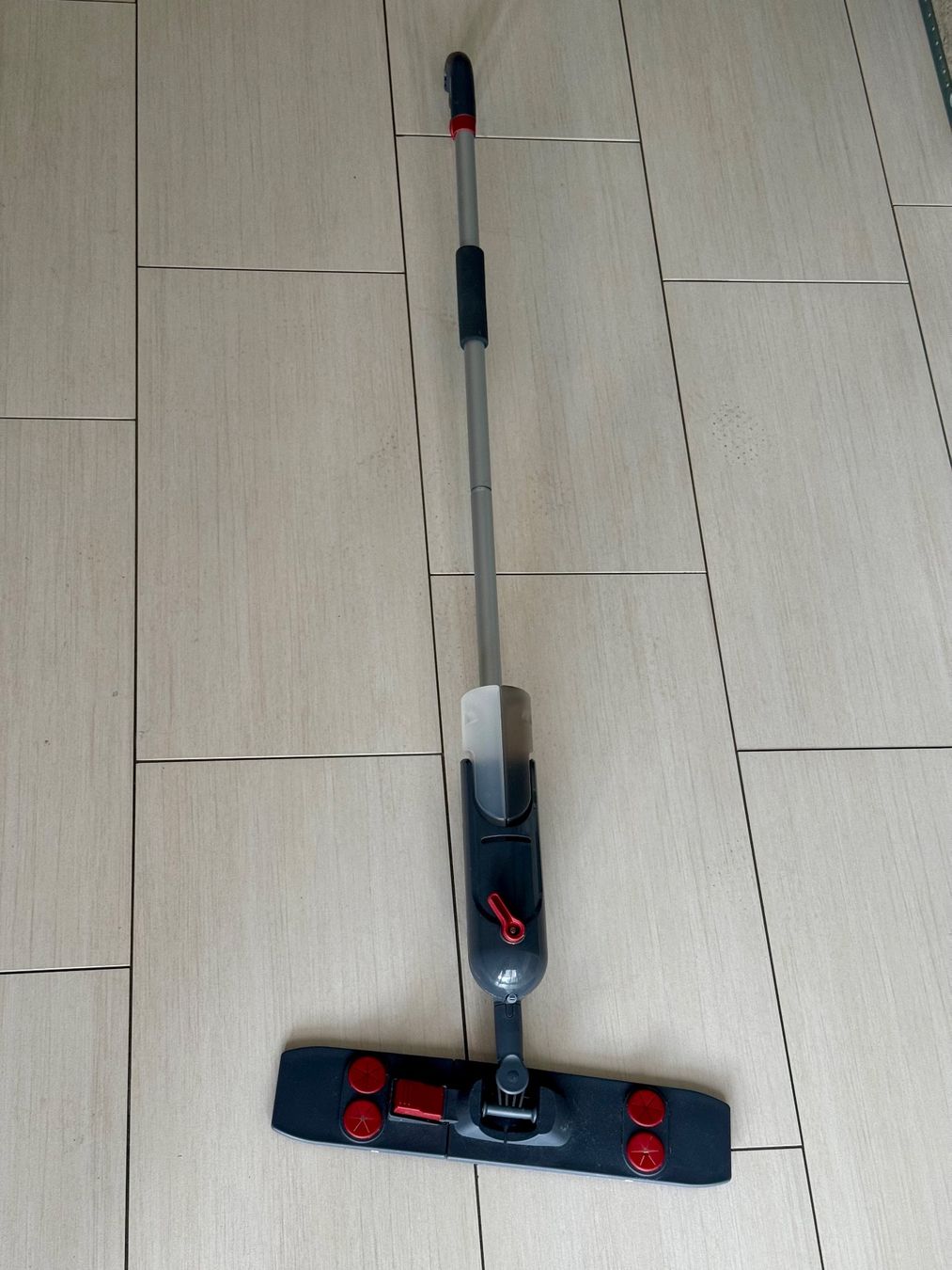 Hometrainer: Flachmop mit Dualsprühfunktion – Usato da Sursee venduto da tom-tiger-20