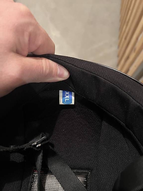 Antike Kleidung: HALBSCHALENHELM  BASEBALL CAP – Gebraucht aus Zürich von baj_7tbs 2
