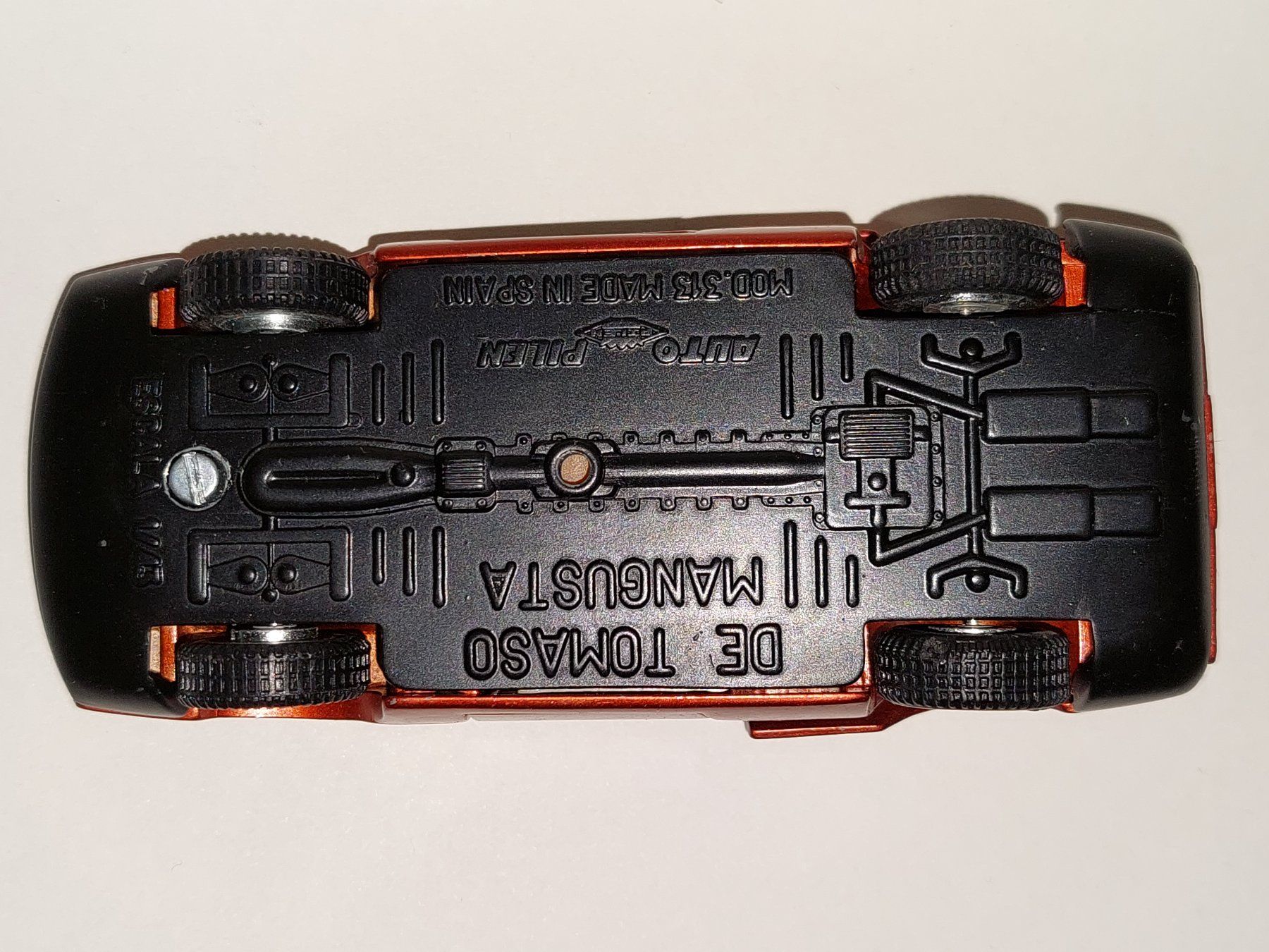 De Tomaso Modellautos: De Tomaso Mangusta 1:43 Pilen – Gebraucht aus Diegten von isetta590 6