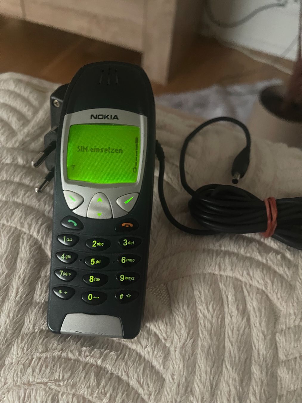 Nokia Handys / Smartphones: Nokia 6210 auto handy inkl lgerät – Gebraucht aus Regensdorf von mex5145 6