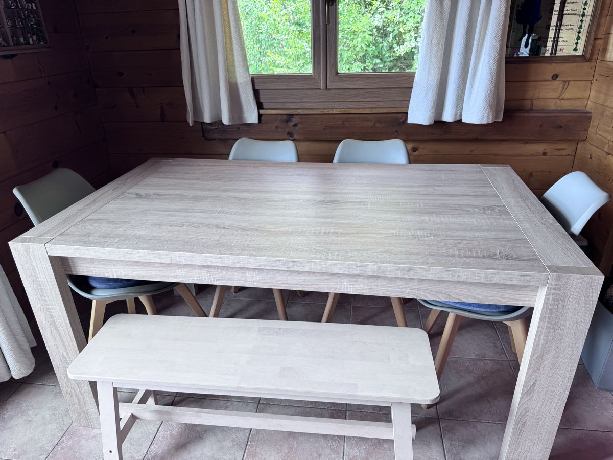 Tische: Table à vendre (sans les chaises)  – Gebraucht aus Plan-les-Ouates von Natprz 1