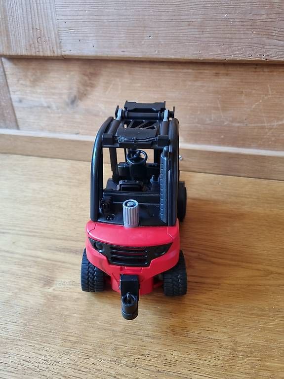 Jouets: Gabelstapler Bruder Linde  – D'occasion à Dieterswil par dan_66dw 1