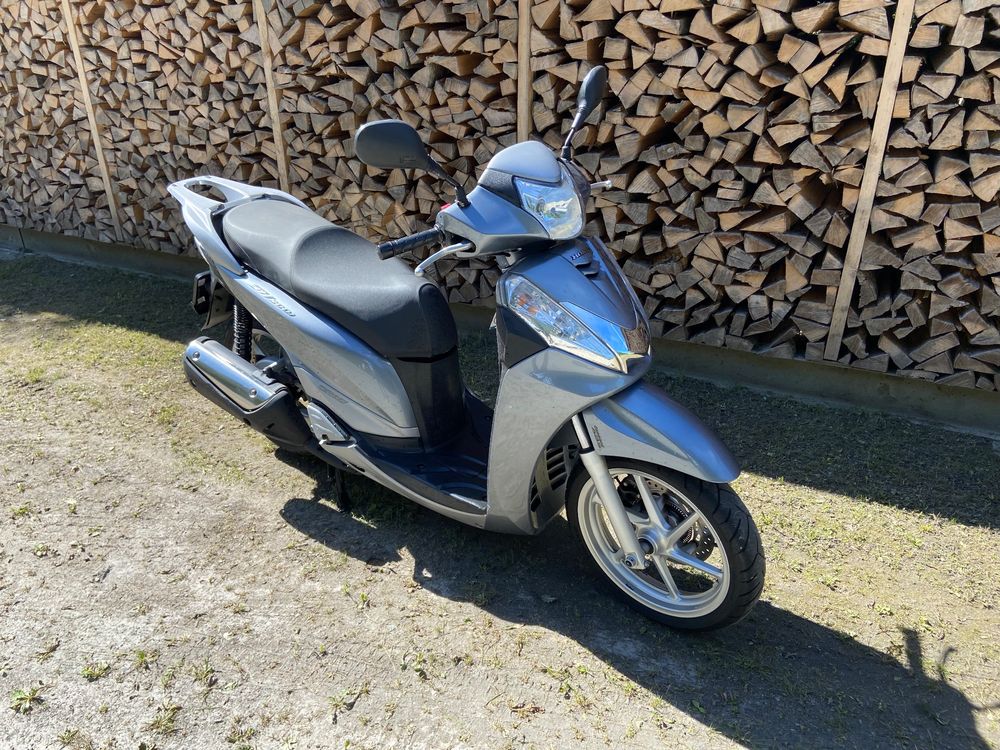 Honda Scooters: Honda SH 300 ab MFK mit ABS – Gebraucht aus Altdorf UR von Figureetli 3