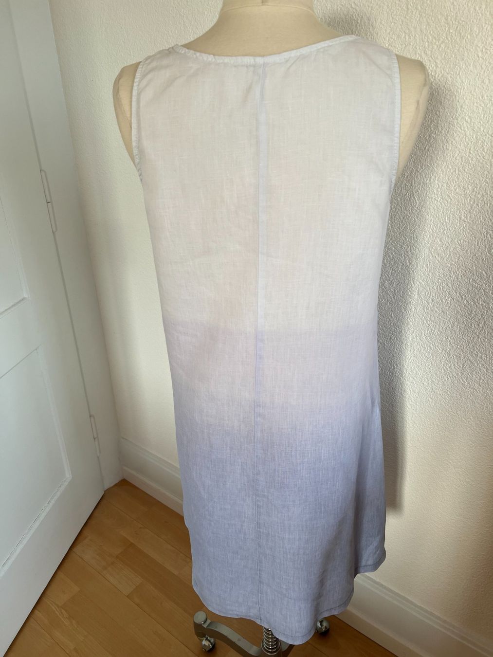 Robes: Leinenkleid in ca. Gr. L – D'occasion à Worb par farben20zauber 1