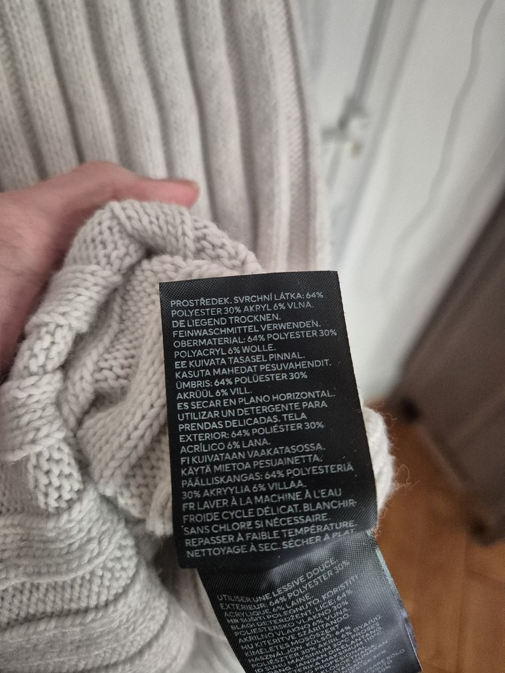 H&M Kleider: Strickkleid H&M, Grösse XS – Neu (gemäss Beschreibung) aus Basel von lilifee86 3