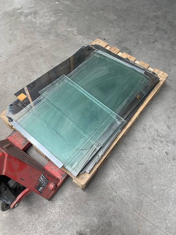 Specchi: Environ 22 miroirs er une vitrine A donner – Usato da Chamoson venduto da a_laroyale 4