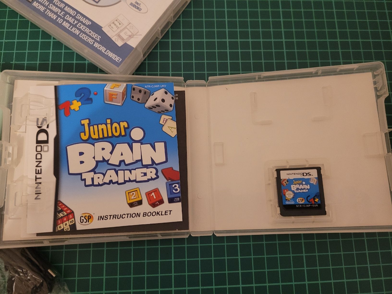 Nintendo Spiele: Nintendo DS Lite Brain Training Bundle - 2 Games Included! – Gebraucht aus Meyrin von Retro-GZ 2