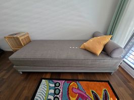 Gästebett/Tagesbett– praktisch, gepflegt, neue Matratze