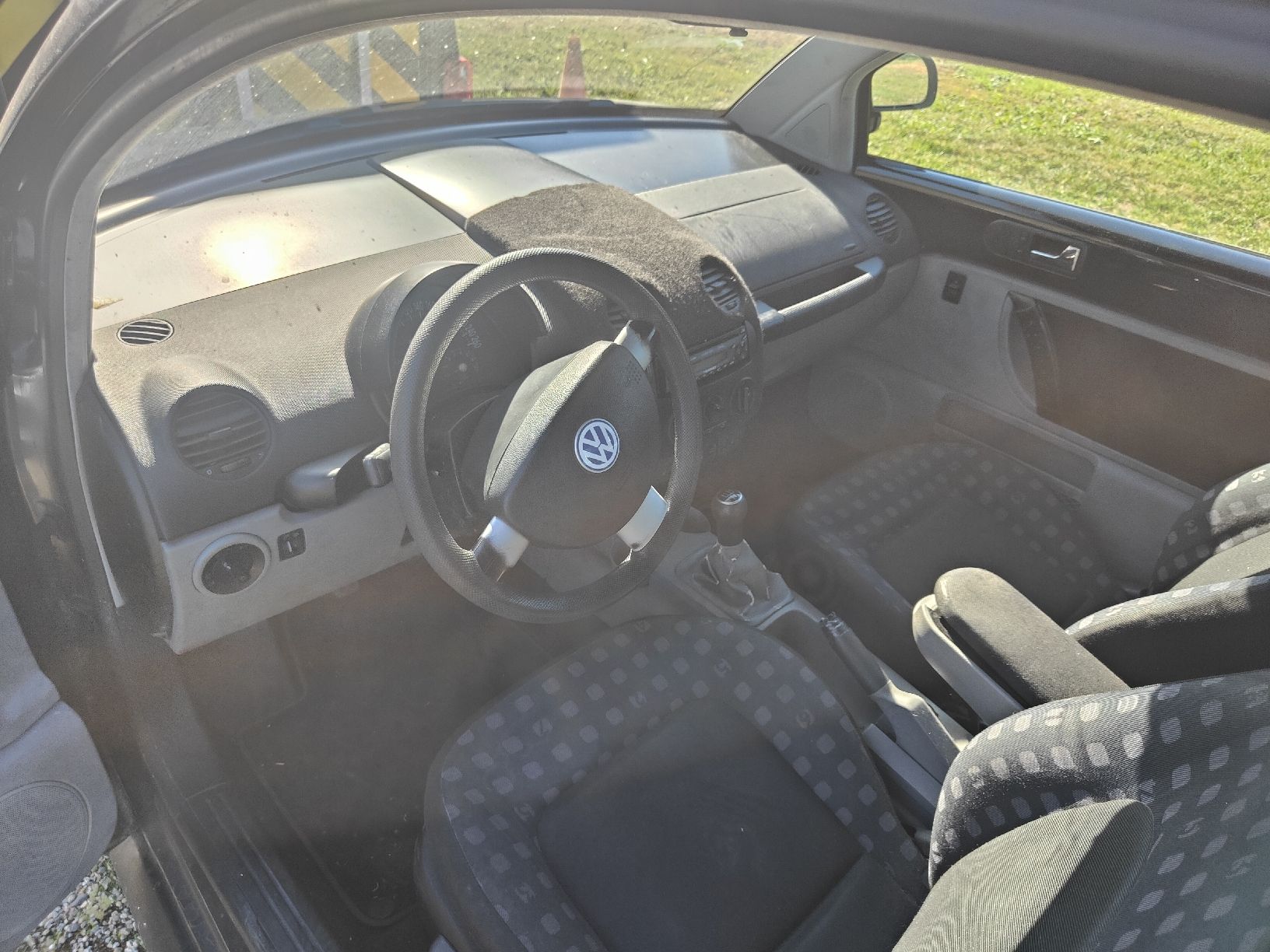 VW Autos: VW Beetle 1.8t mit MFK – Defekt aus Egnach von MAKIdesign 4