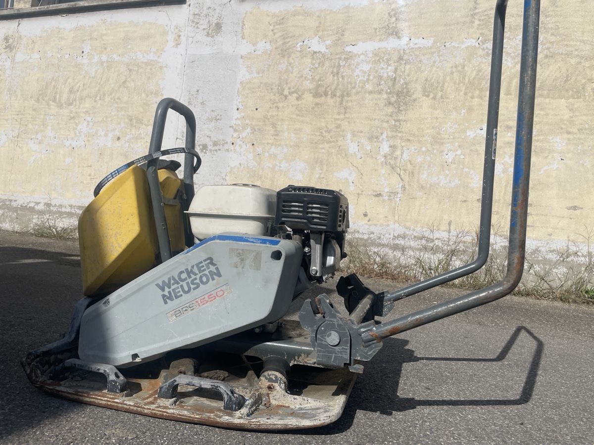 Wacker Neuson Tutte le macchine: Vibrationsplatte Wacker Neuson BPS1550 – Difettoso da Teufenthal AG venduto da kur_56 1