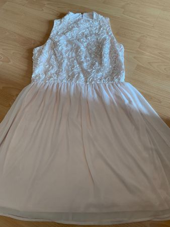Jolie robe de cocktail rose S.Oliver t. L ou 42