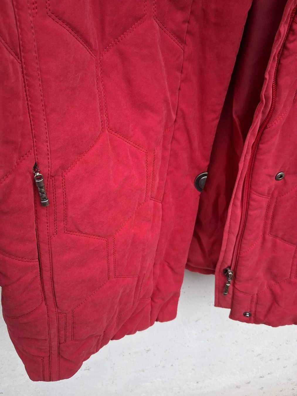 Giacche: Warme Winterjacke neuwertig, Grösse 48 – Nuovo (secondo la descrizione) da Wald ZH venduto da e8e 6