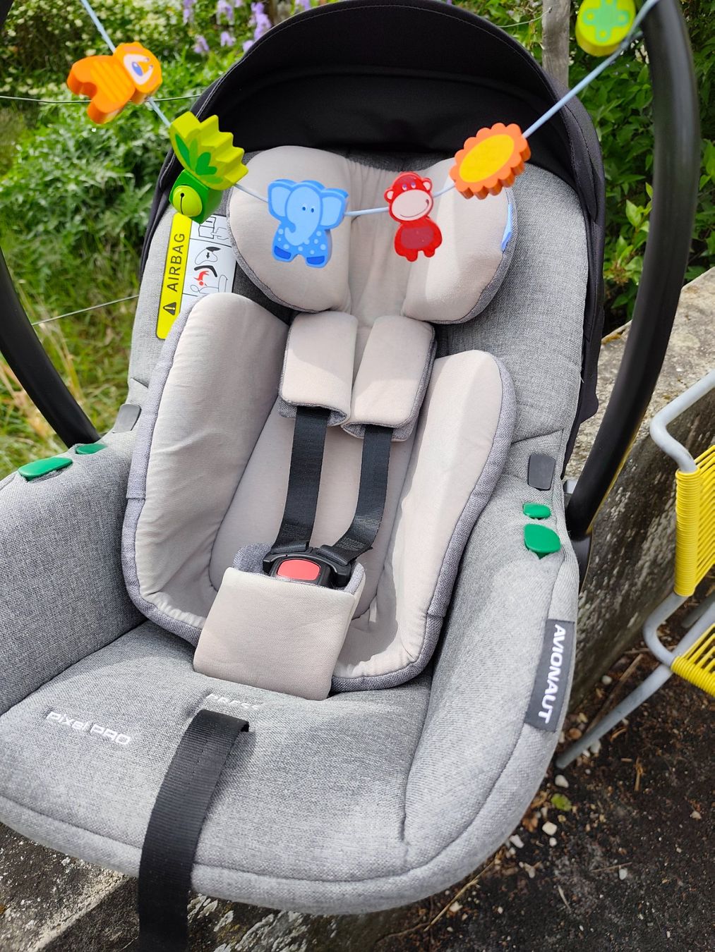 Seggiolini per auto: Baby Autositz mit IsofixStation – Usato da Löhningen venduto da NaemiWalter 1