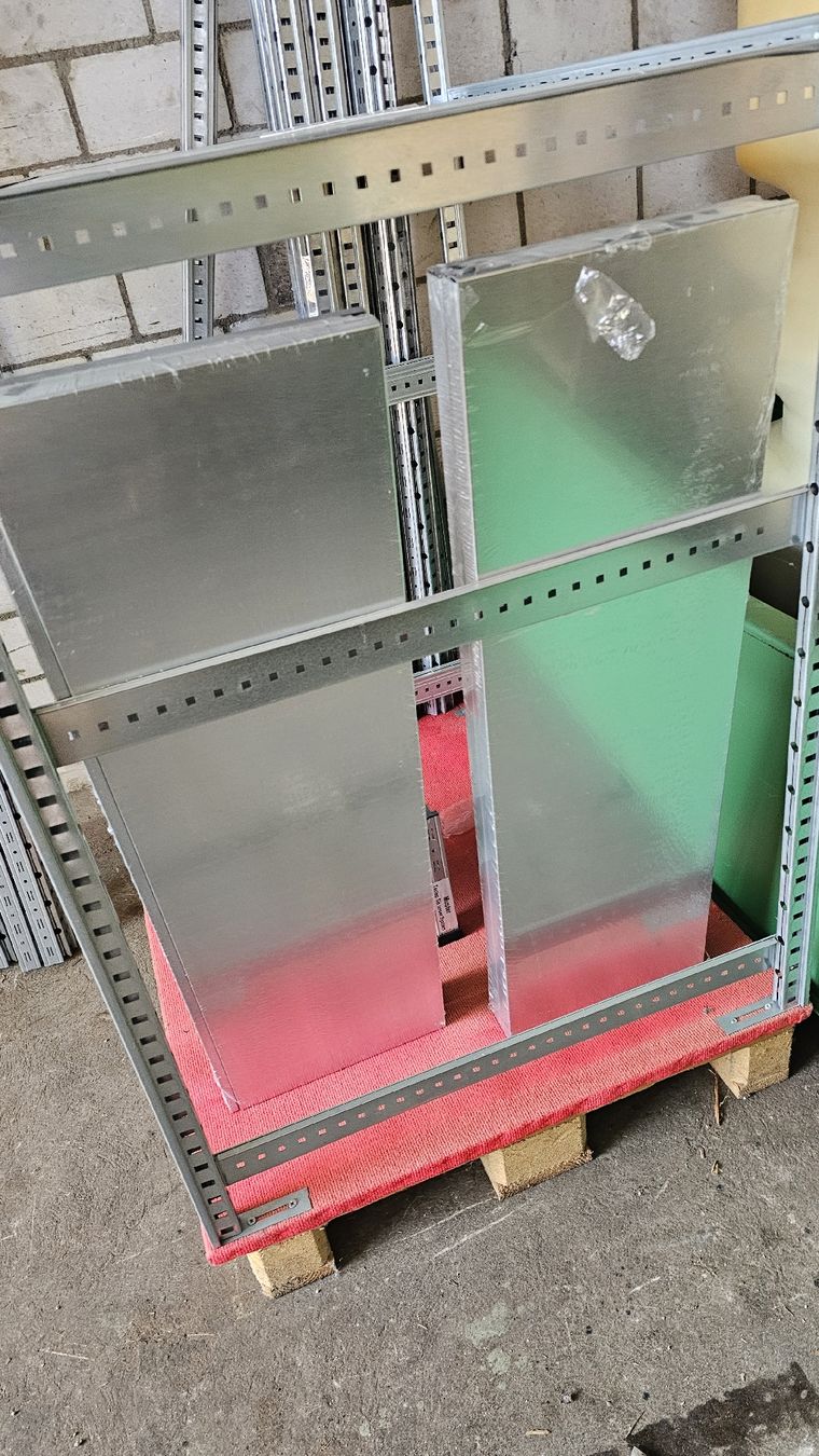 Scaffali: Regalsystem von Irega Stahl und Ständer neue Ware – Nuovo (secondo la descrizione) da Koppigen venduto da Bracher_Mail-House 2