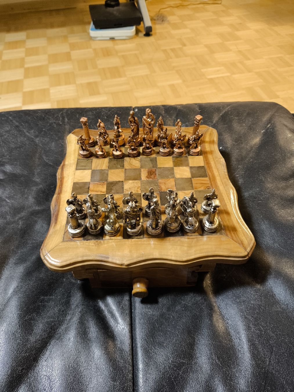 Giochi: Schach aus Edelholz ,Metallfiguren – Usato da Gipf-Oberfrick venduto da hituliina 2