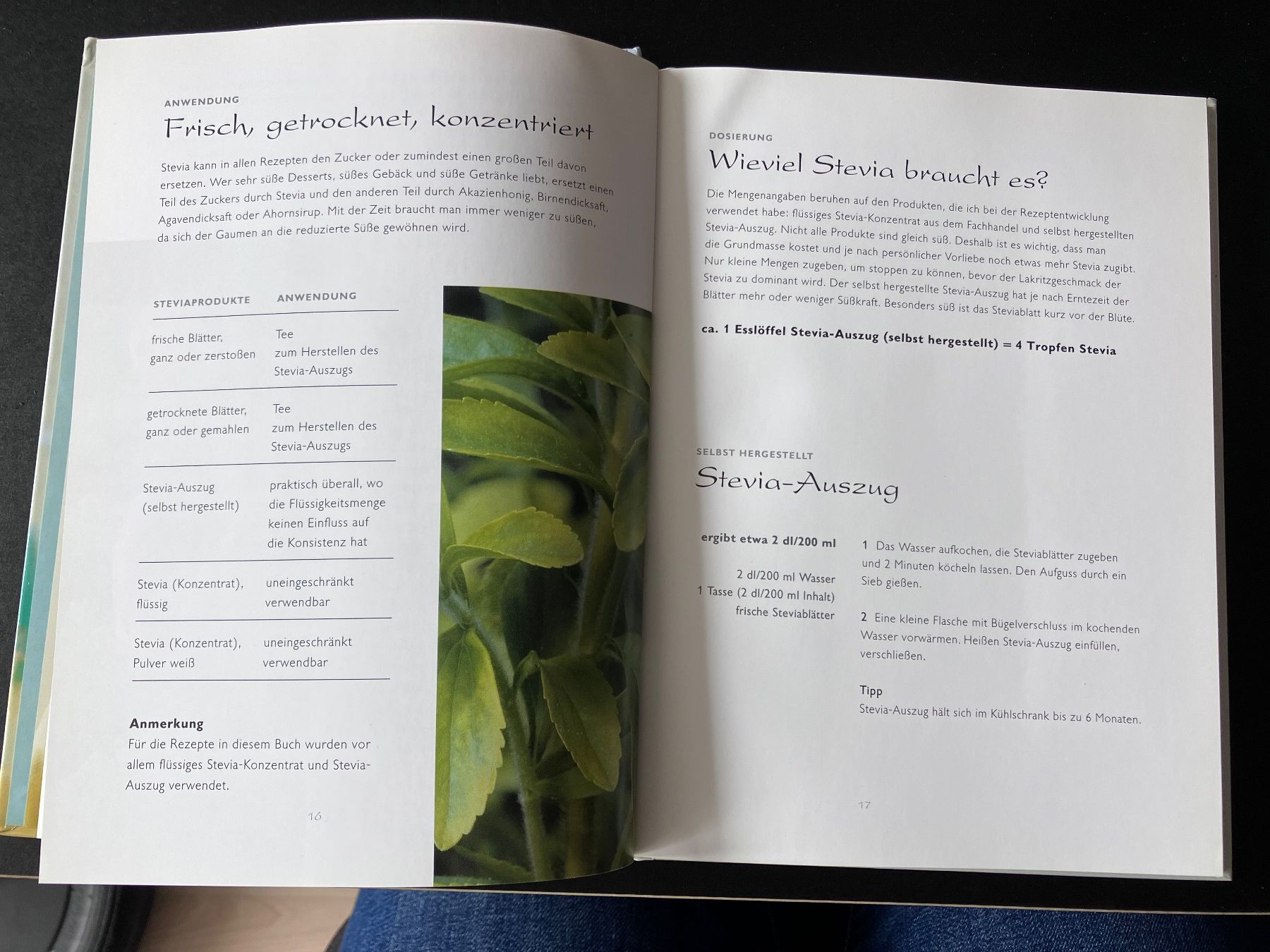 Libri: Stevia - Süssen mit dem Wunderkraut, Kochbuch – Usato da Hinterkappelen venduto da Tarzan2225 2