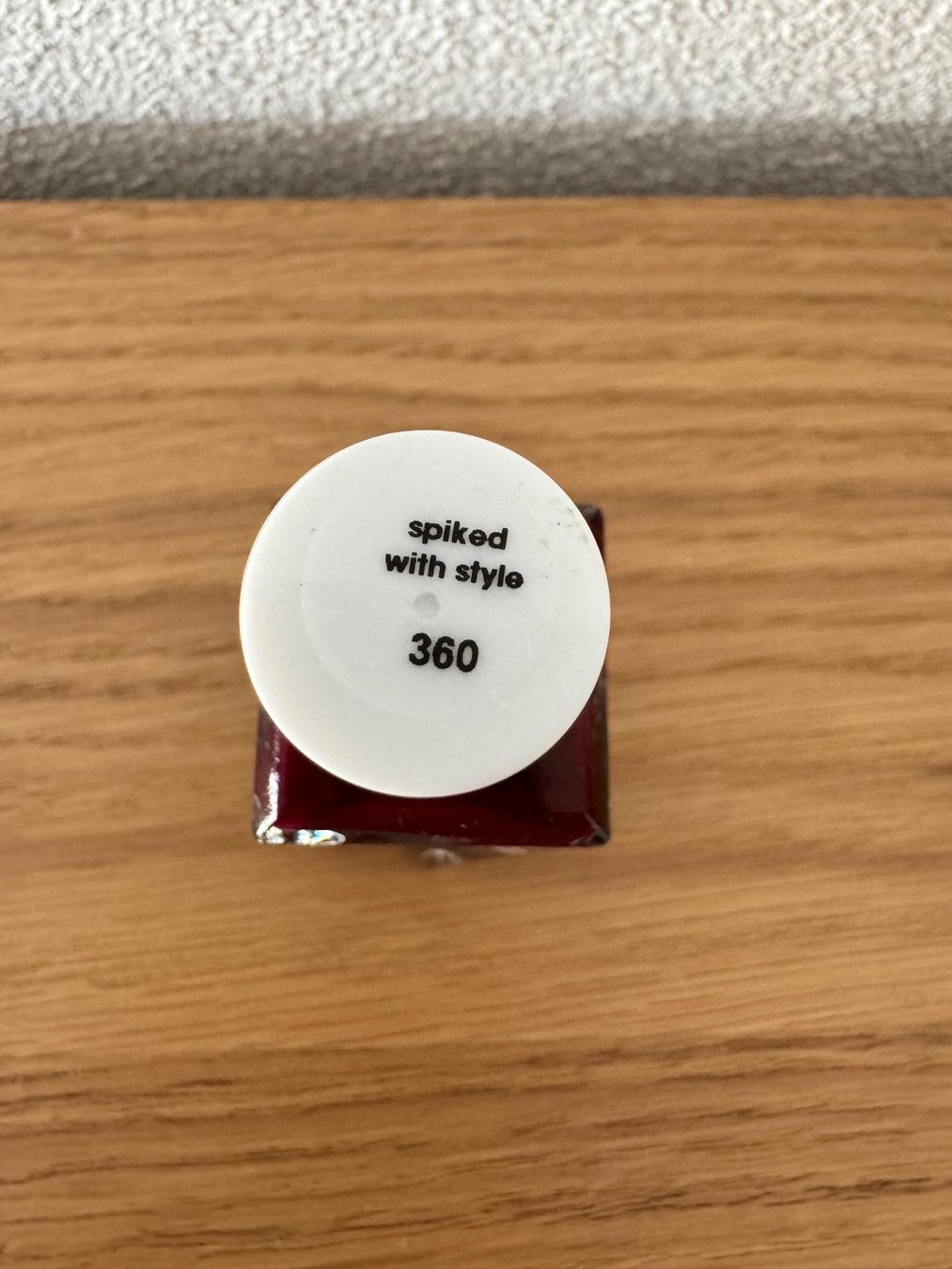 Essie Smalto per unghie: ESSIE gel couture "spiked with spice" – Nuovo e nell'imballaggio originale da Zürich venduto da sel_w5sd 2