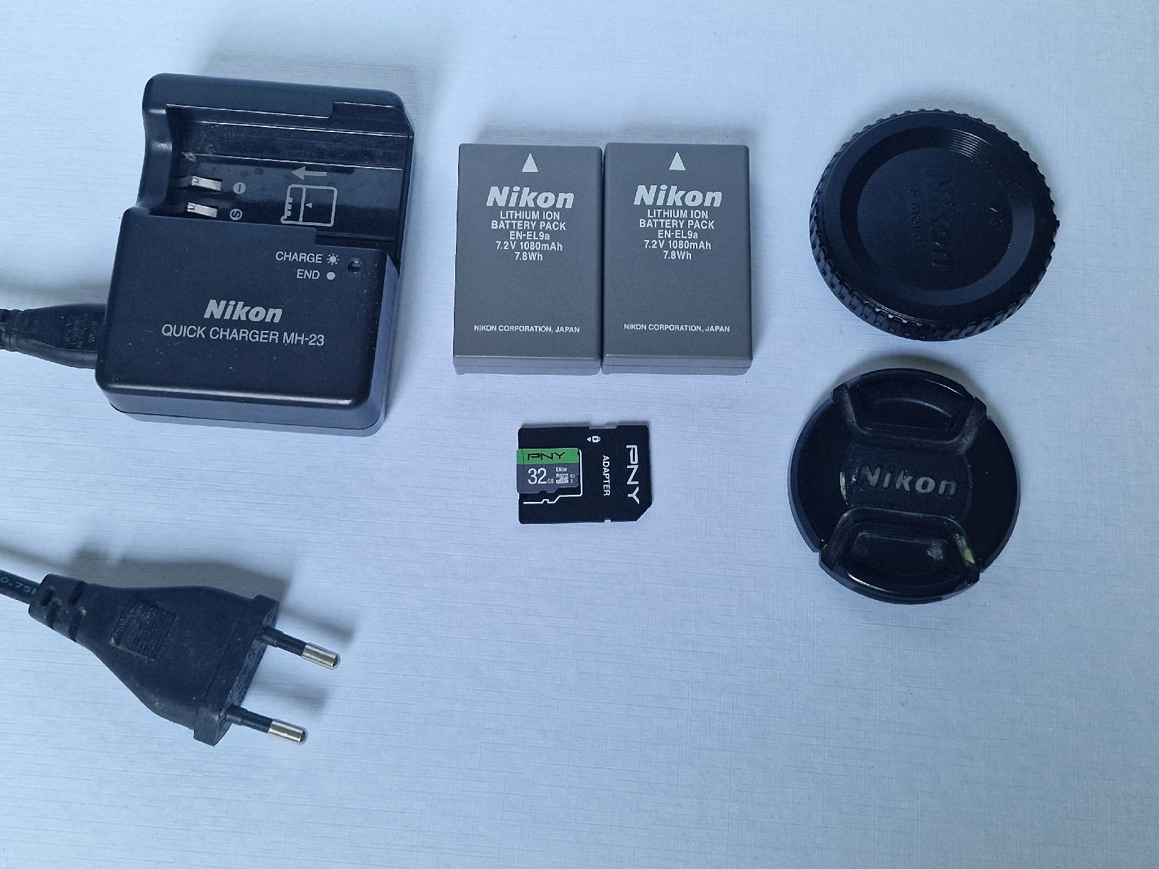 Nikon Fotocamera: Nikon D5000 18-55 kit + SD-card + bag – Usato da Neftenbach venduto da ant_lr9d 6