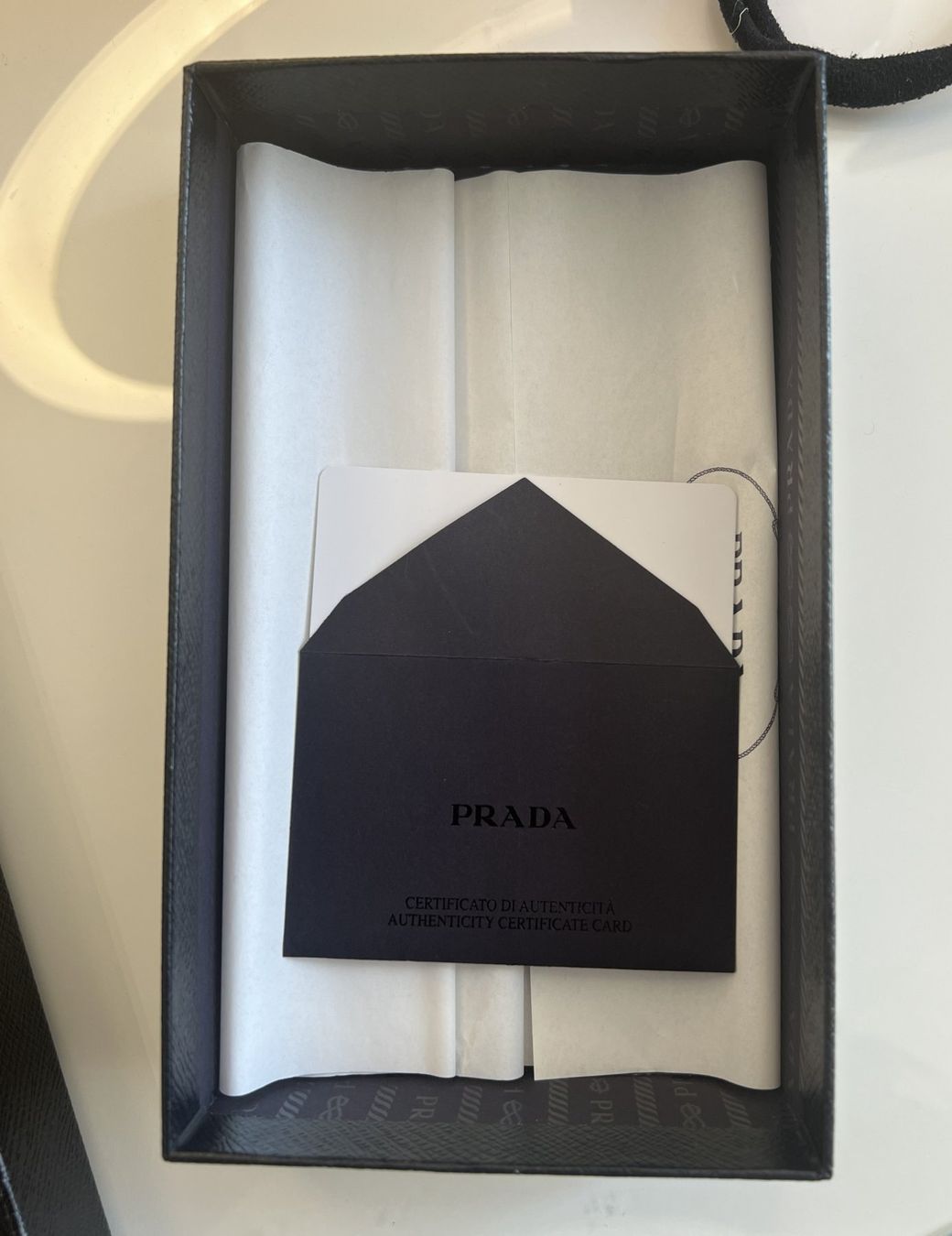 Prada Borse: Prada Re-Nylon Smartphone-Etui – Usato da Bülach venduto da deinmica 6
