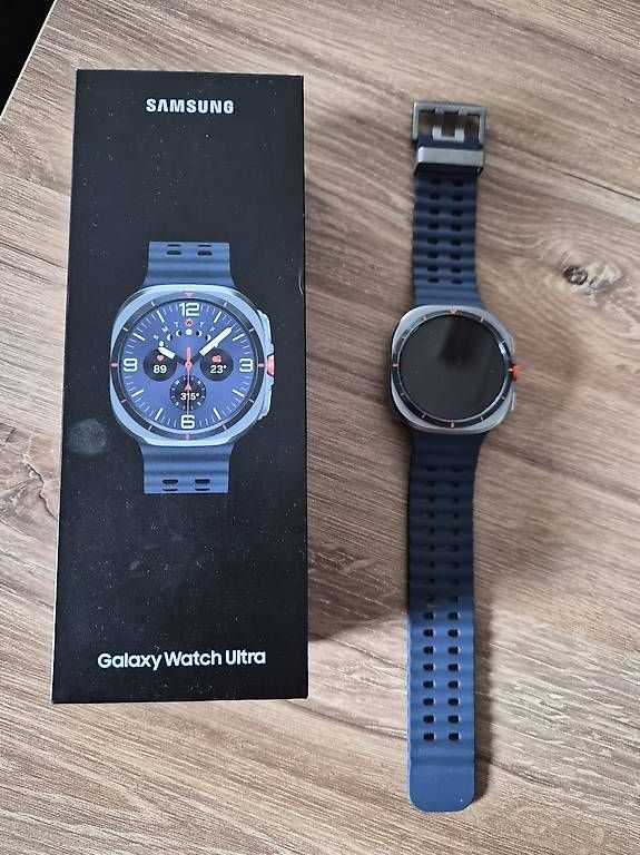 Smartwatch: Galaxy Watch Ultra – Usato da Hindelbank venduto da Andy21073