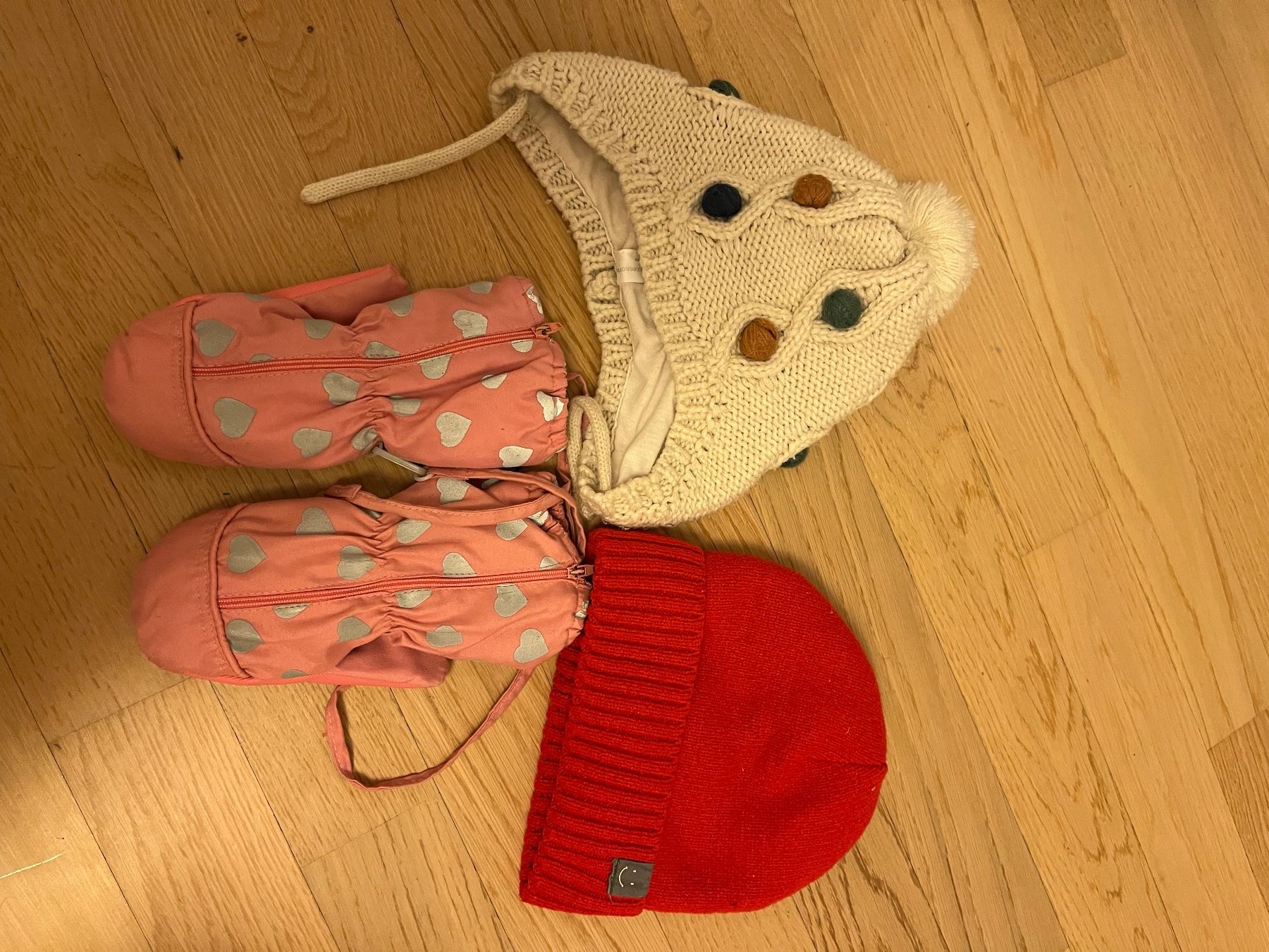 Kinderhandschuhe: Baby Mütze und Handschuhe – Gebraucht aus Oberglatt ZH von Sale12 5