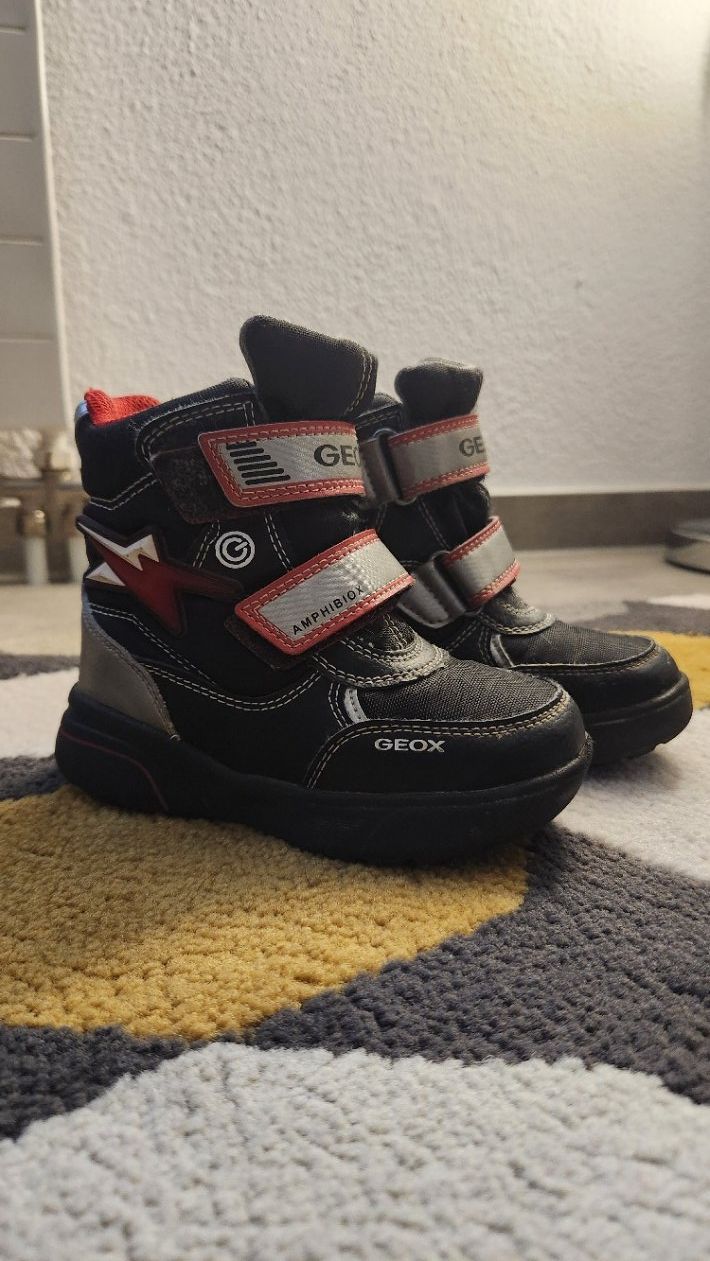 Geox Herrenschuhe: Geox Kinder Winterstiefel / Gr. 24 – Gebraucht aus Rüti ZH von Supy