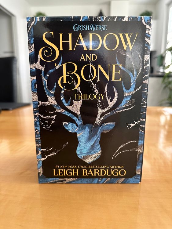 Shadow and Bone Trilogy – Leigh Bardugo (Englisch 3 Bänder) (Neu ...