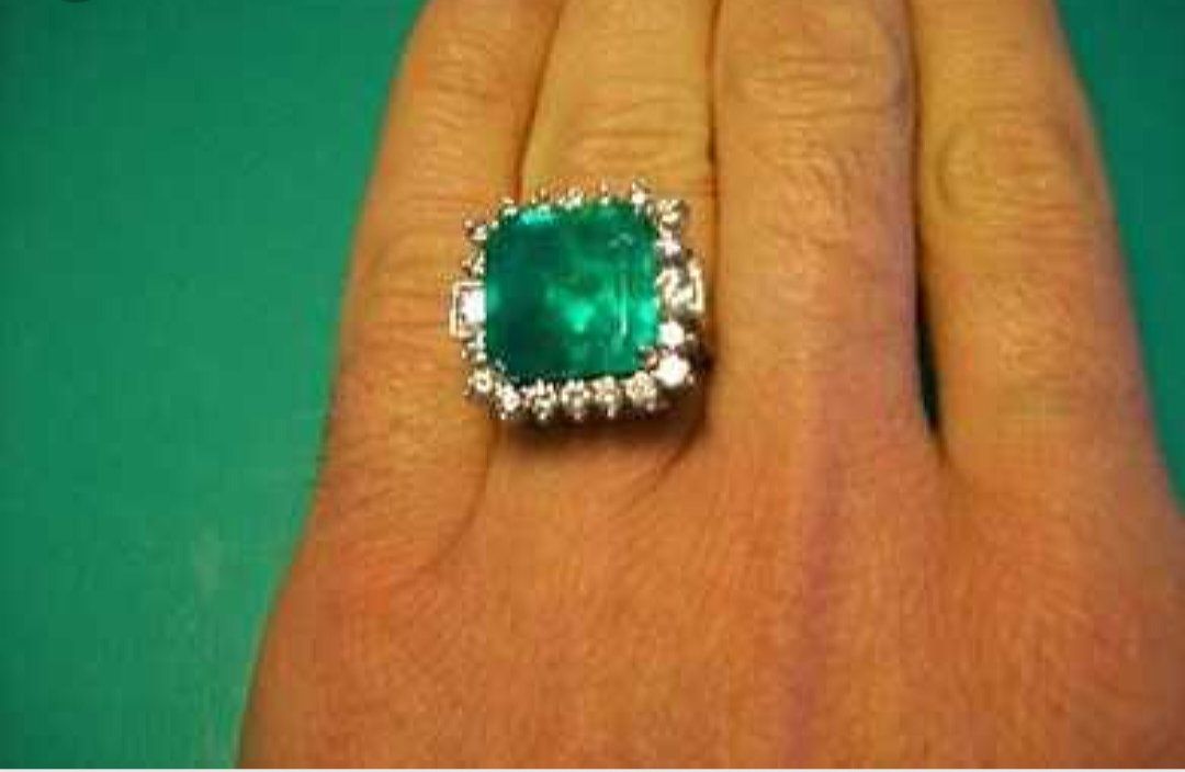 Anelli: Königlicher Ring Smaragd + Diamanten – Usato da KLOTEN venduto da Luxurious-Shop 3