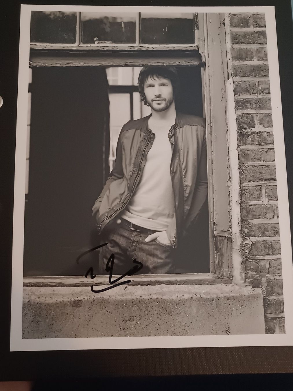 Autografi: James Blunt - handsigniert - 20x25cm – Usato da Menziken venduto da Artographs
