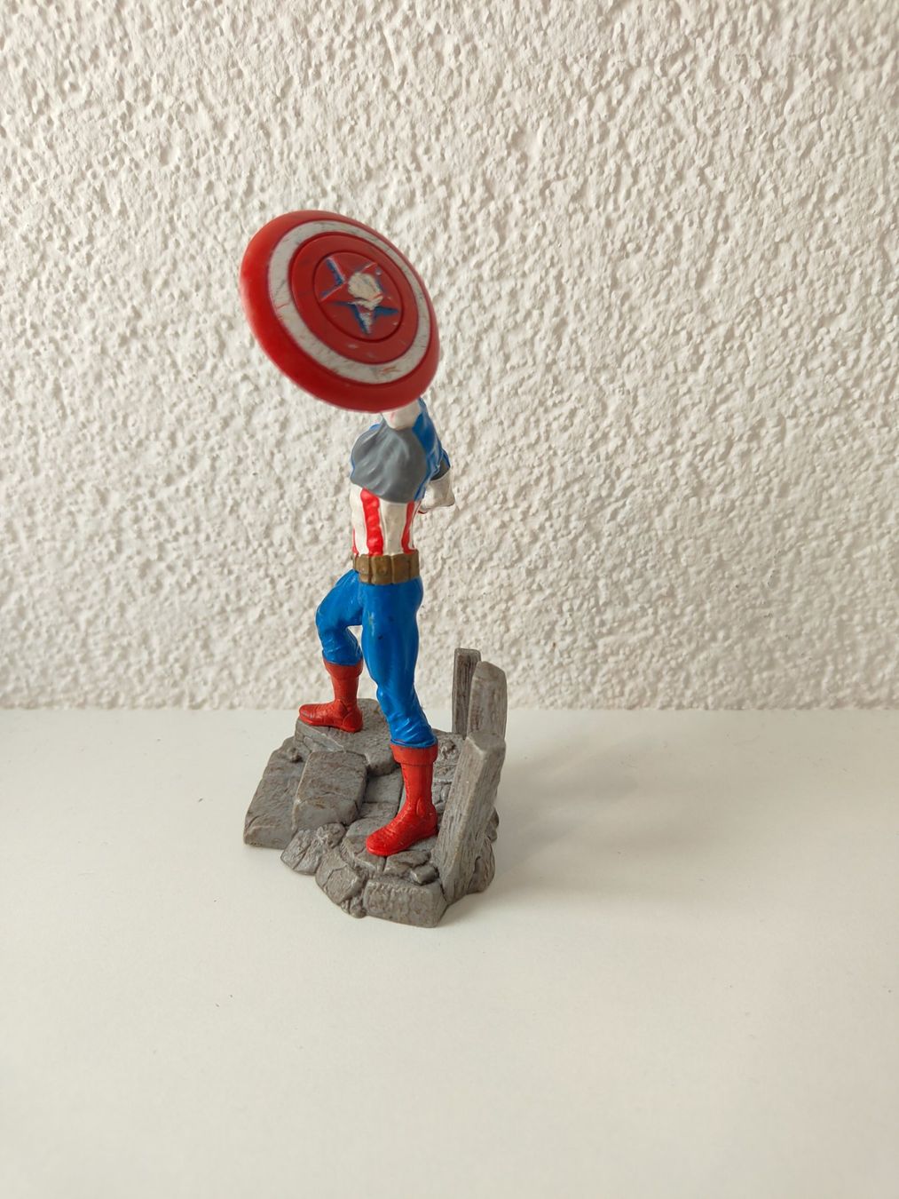 Schleich Statuette: Schleich Marvel Captain America Avangers Figur – Usato da Thalwil venduto da FigurenFreunde 2