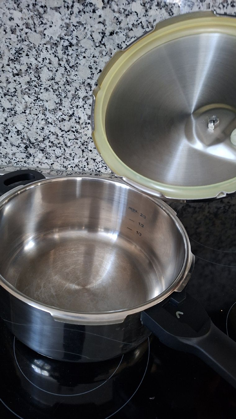 Tefal Töpfe: Druckkochtopf Tefal – Gebraucht aus Kreuzlingen von mic_m695 3