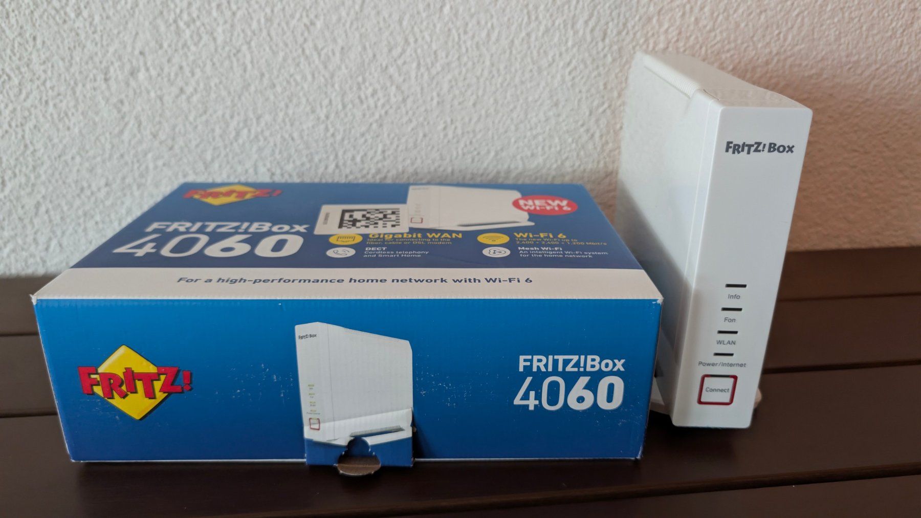 Fritz Modems & Router: FRITZ! Box 4060 International – Gebraucht aus Pfäffikon ZH von Xen333